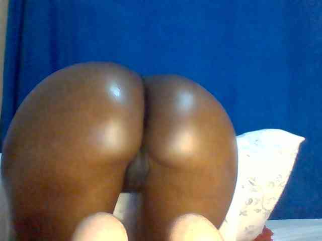 Sexybooty15 webcam