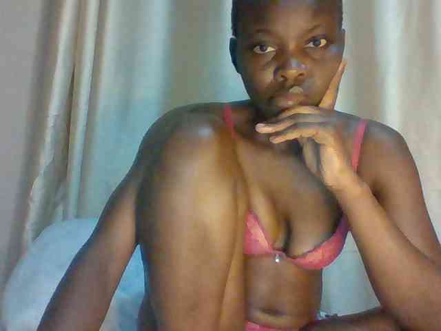 Sexybooty15 webcam