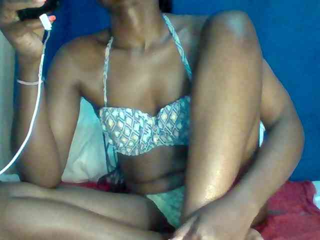 Sexybooty15 webcam