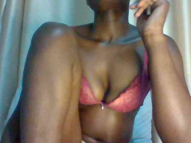 Sexybooty15 webcam