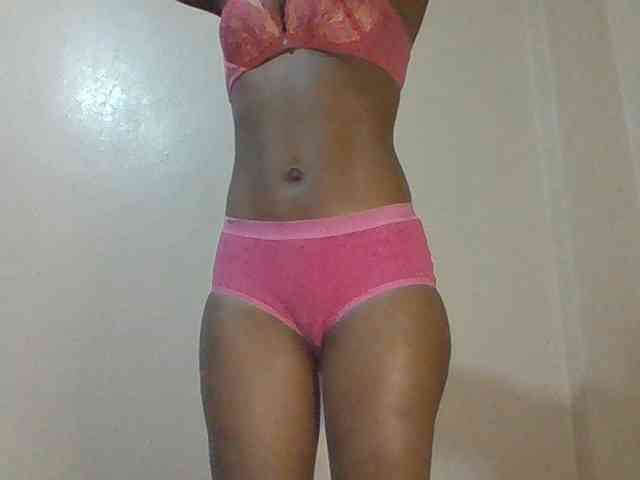 Sexybooty15 webcam