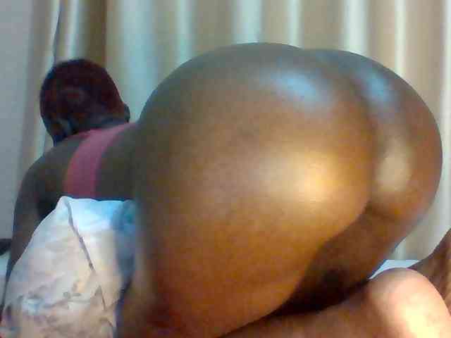 Sexybooty15 webcam