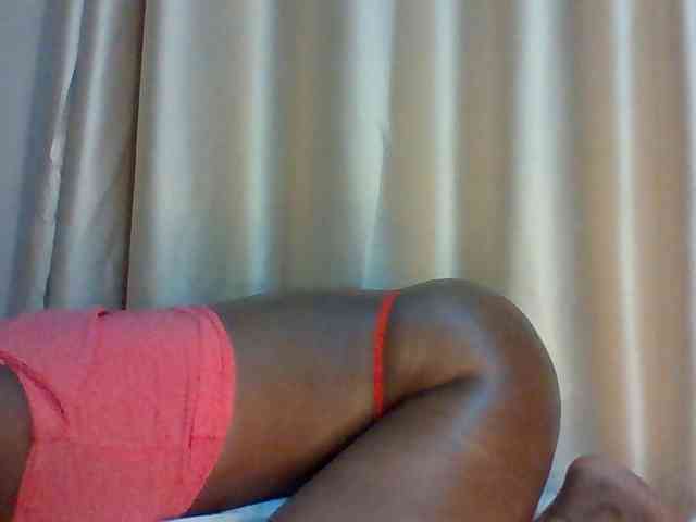 Sexybooty15 webcam