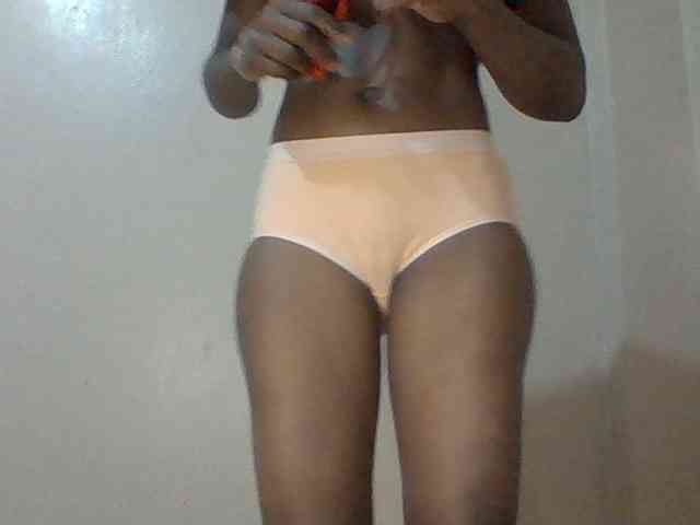 Sexybooty15 webcam