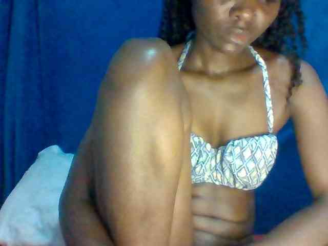 Sexybooty15 webcam