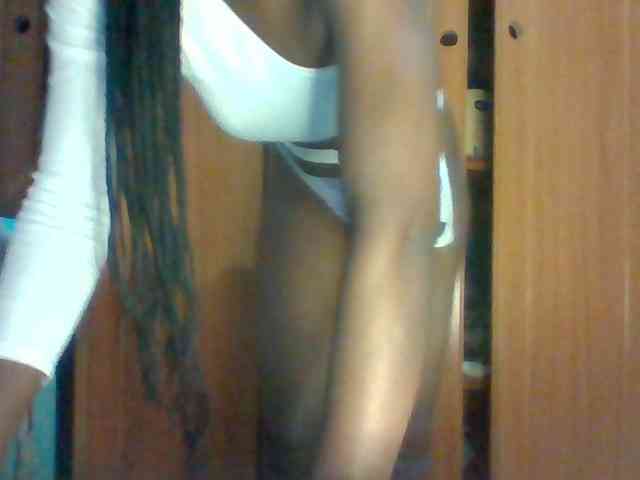 Sexybooty15 webcam