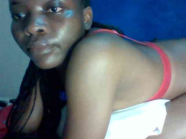 Sexybooty15 webcam