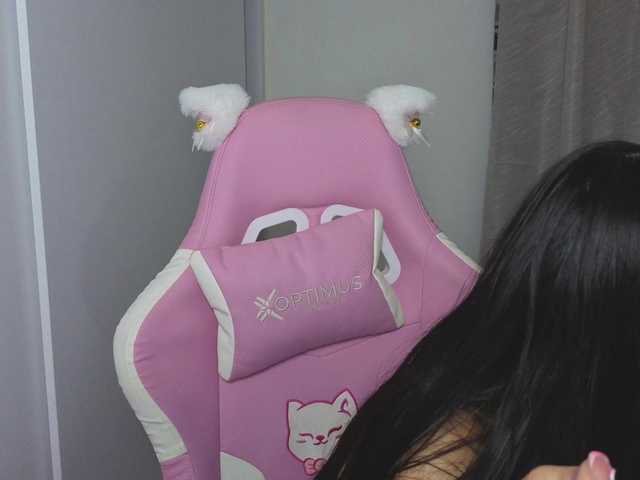 valeria-mendoza live cam on BongaCams
