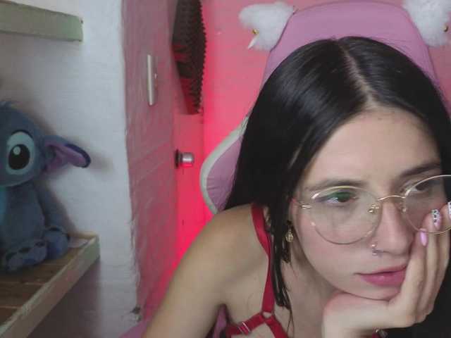 valeria-mendoza live cam on BongaCams