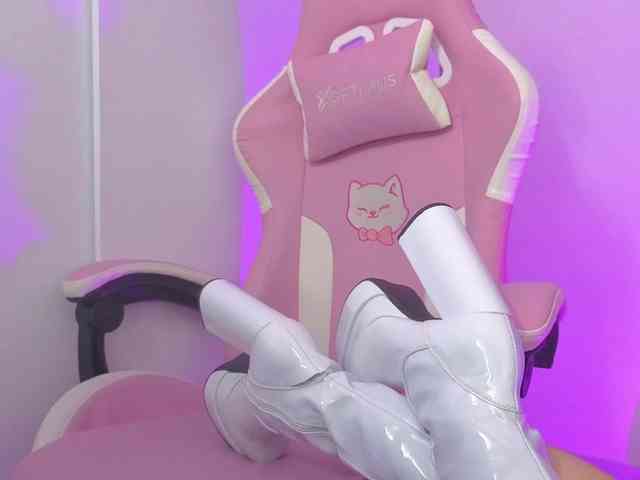 valeria-mendoza Live Webcam on BongaCams