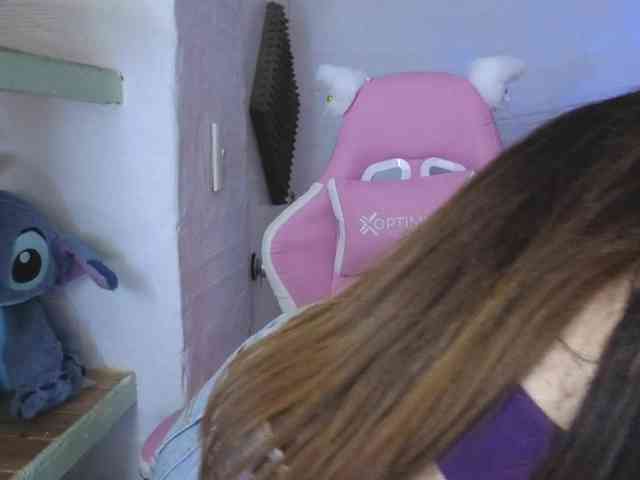 valeria-mendoza webcam