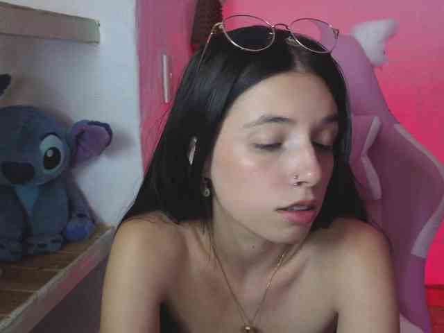 valeria-mendoza webcam