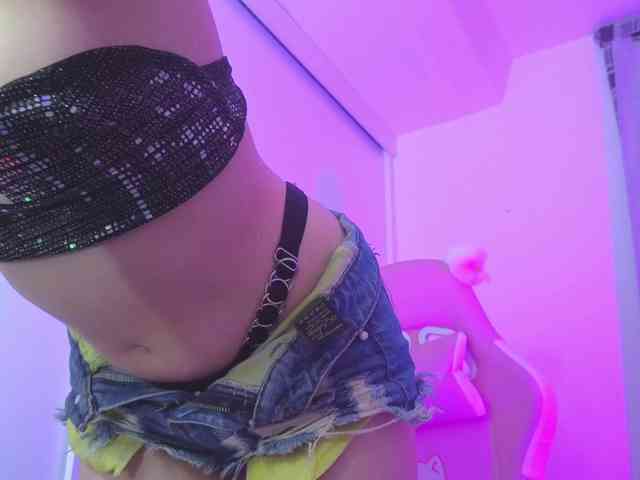 valeria-mendoza webcam