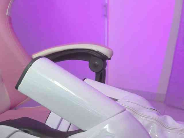 valeria-mendoza webcam