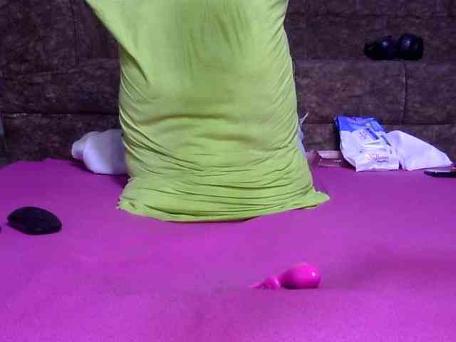 Sexy-tiana webcam