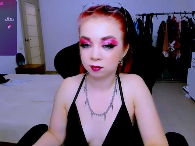NikiGoddesss