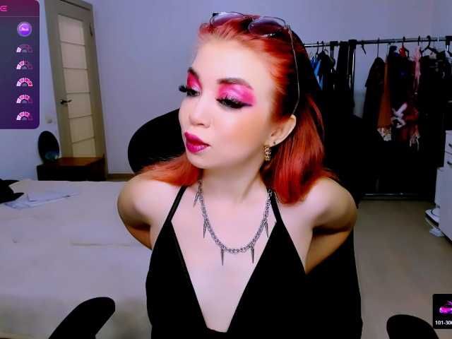 NikiGoddesss