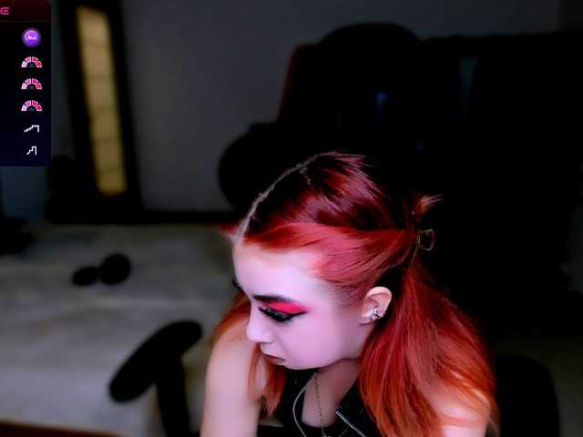 NikiGoddesss