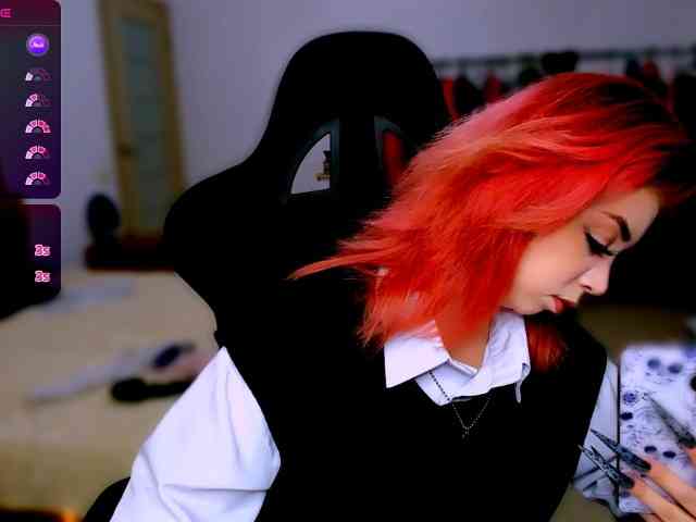 NikiGoddesss webcam