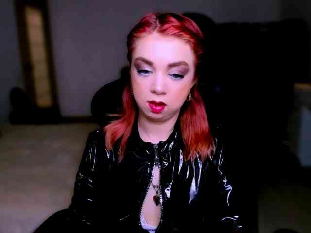 NikiGoddesss webcam