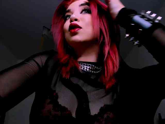 NikiGoddesss webcam