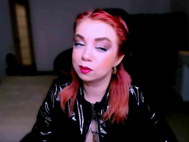 NikiGoddesss webcam