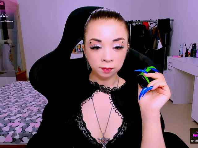 NikiGoddesss webcam