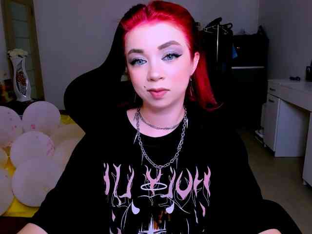 NikiGoddesss webcam