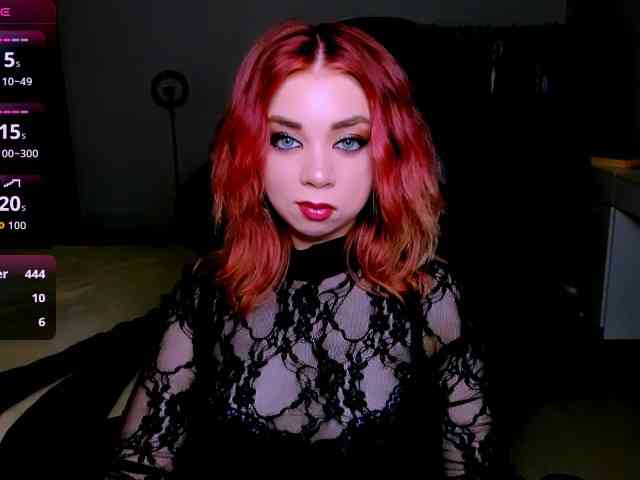 NikiGoddesss webcam