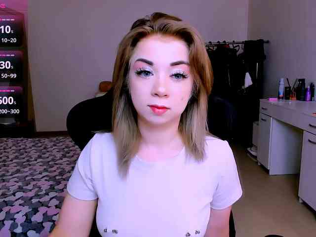 NikiGoddesss webcam