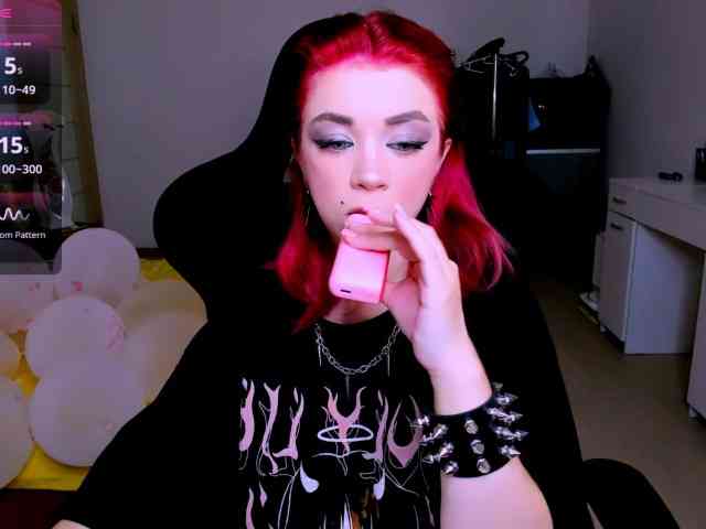 NikiGoddesss webcam