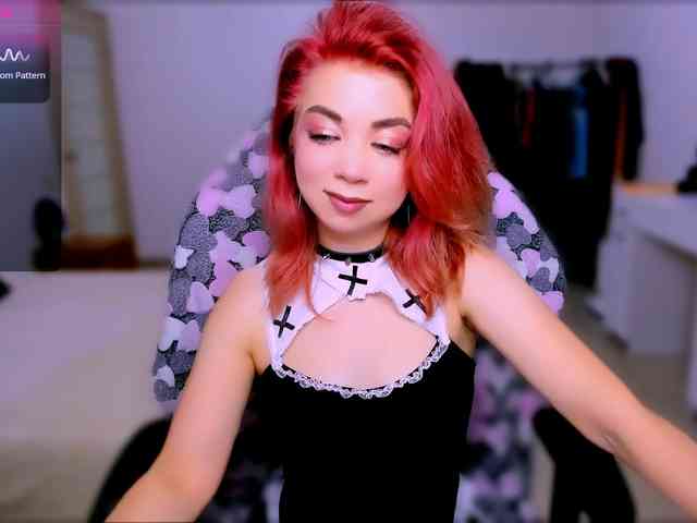 NikiGoddesss webcam