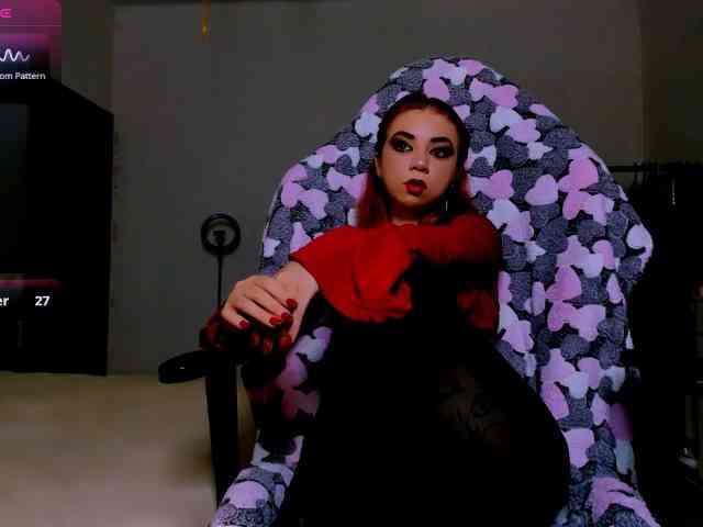 NikiGoddesss webcam