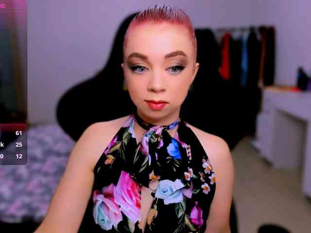 NikiGoddesss webcam