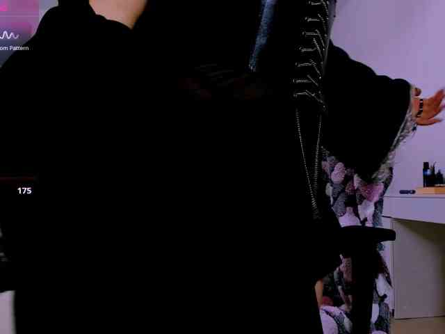 NikiGoddesss webcam