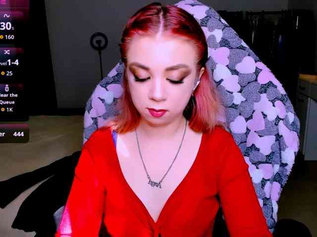 NikiGoddesss webcam