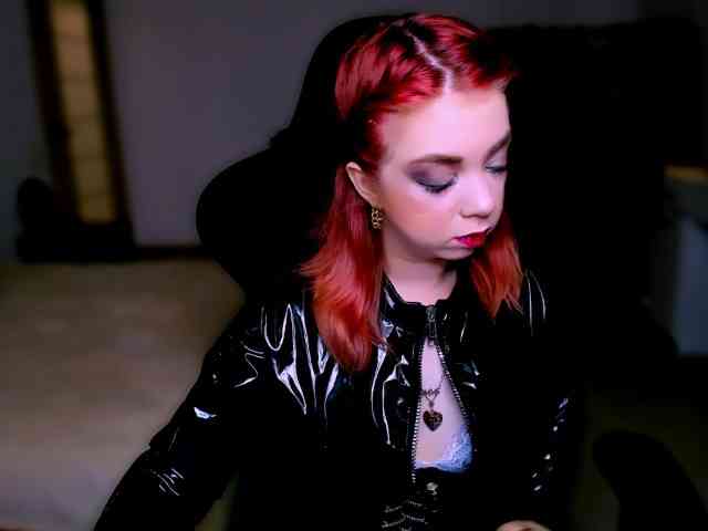 NikiGoddesss webcam