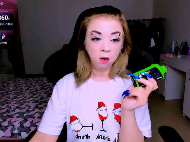 NikiGoddesss webcam