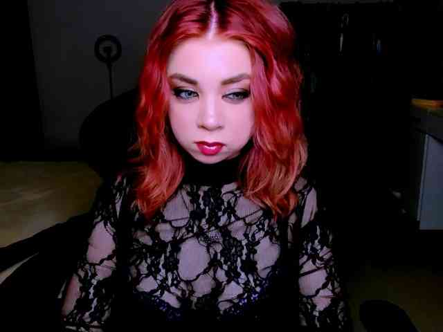 NikiGoddesss webcam