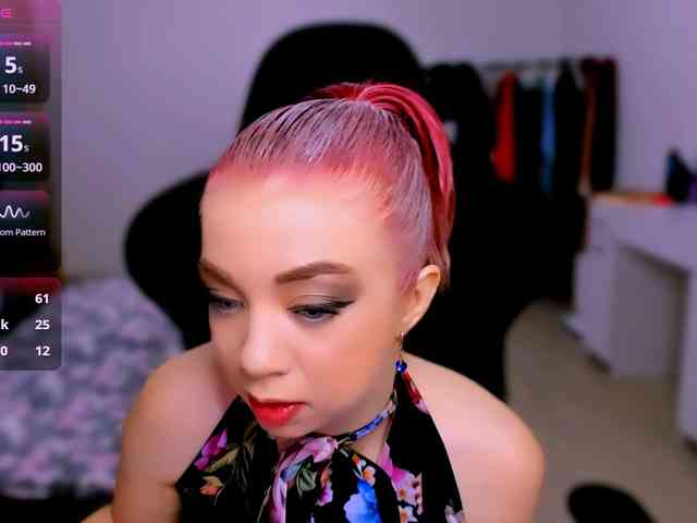 NikiGoddesss webcam