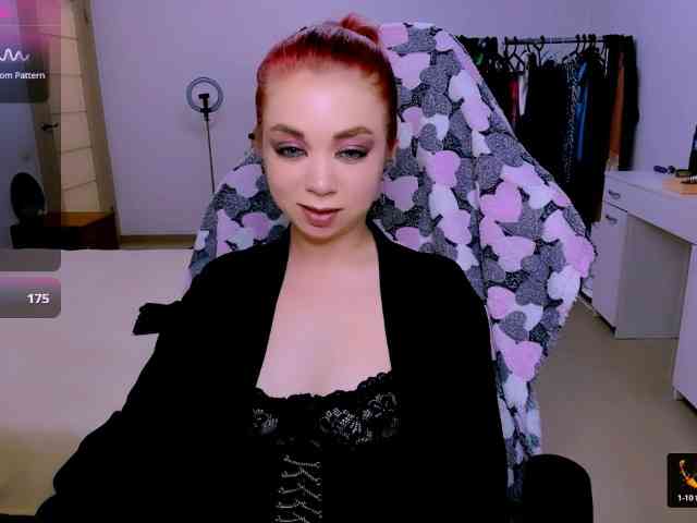NikiGoddesss webcam