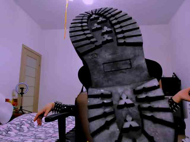 NikiGoddesss webcam
