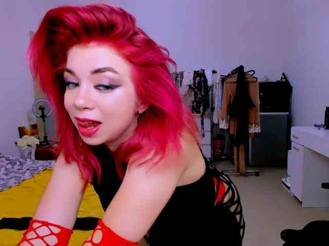 NikiGoddesss webcam