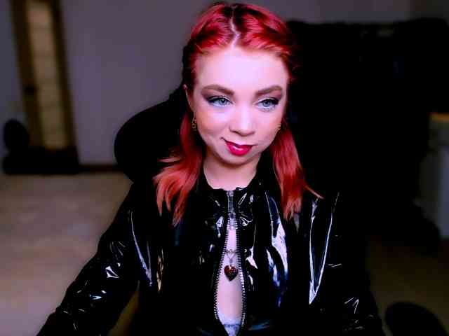 NikiGoddesss webcam