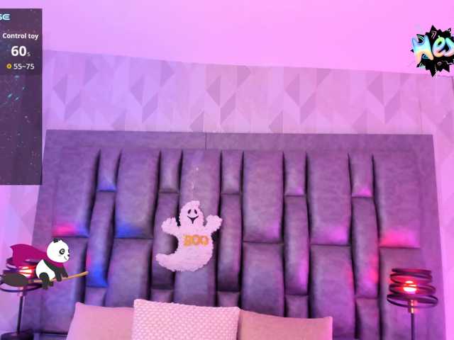 EinnyMure live cam on BongaCams