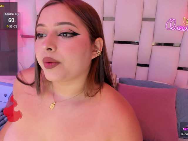 EinnyMure live cam on BongaCams