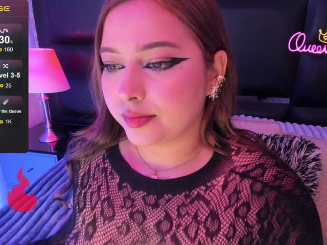 EinnyMure live cam on BongaCams