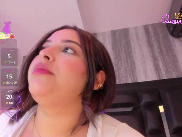 EinnyMure live cam on BongaCams