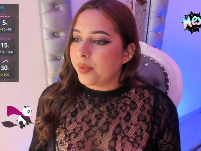 EinnyMure live cam on BongaCams