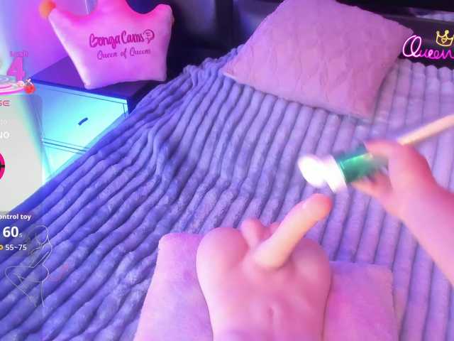 EinnyMure live cam on BongaCams